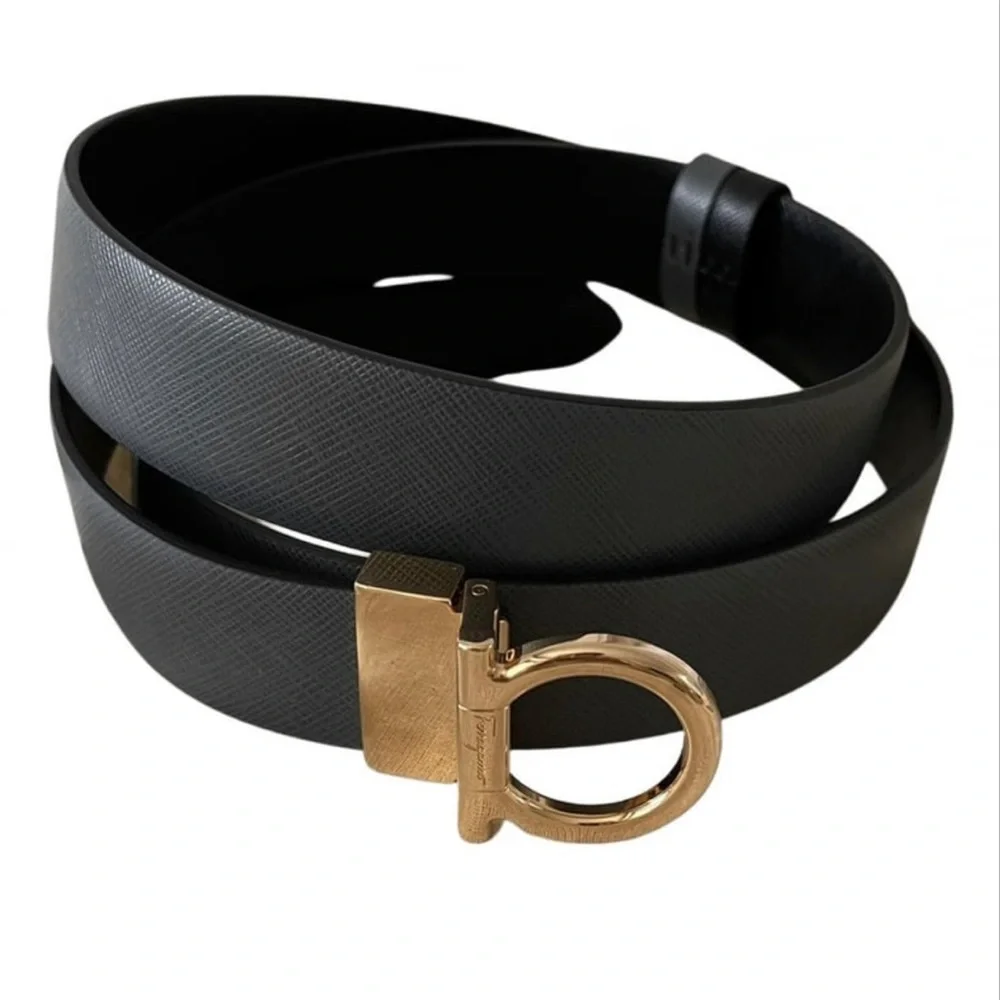 New with tags, Ferragamo Belt size 100.. reverse black and grey. - Picture 1 of 6